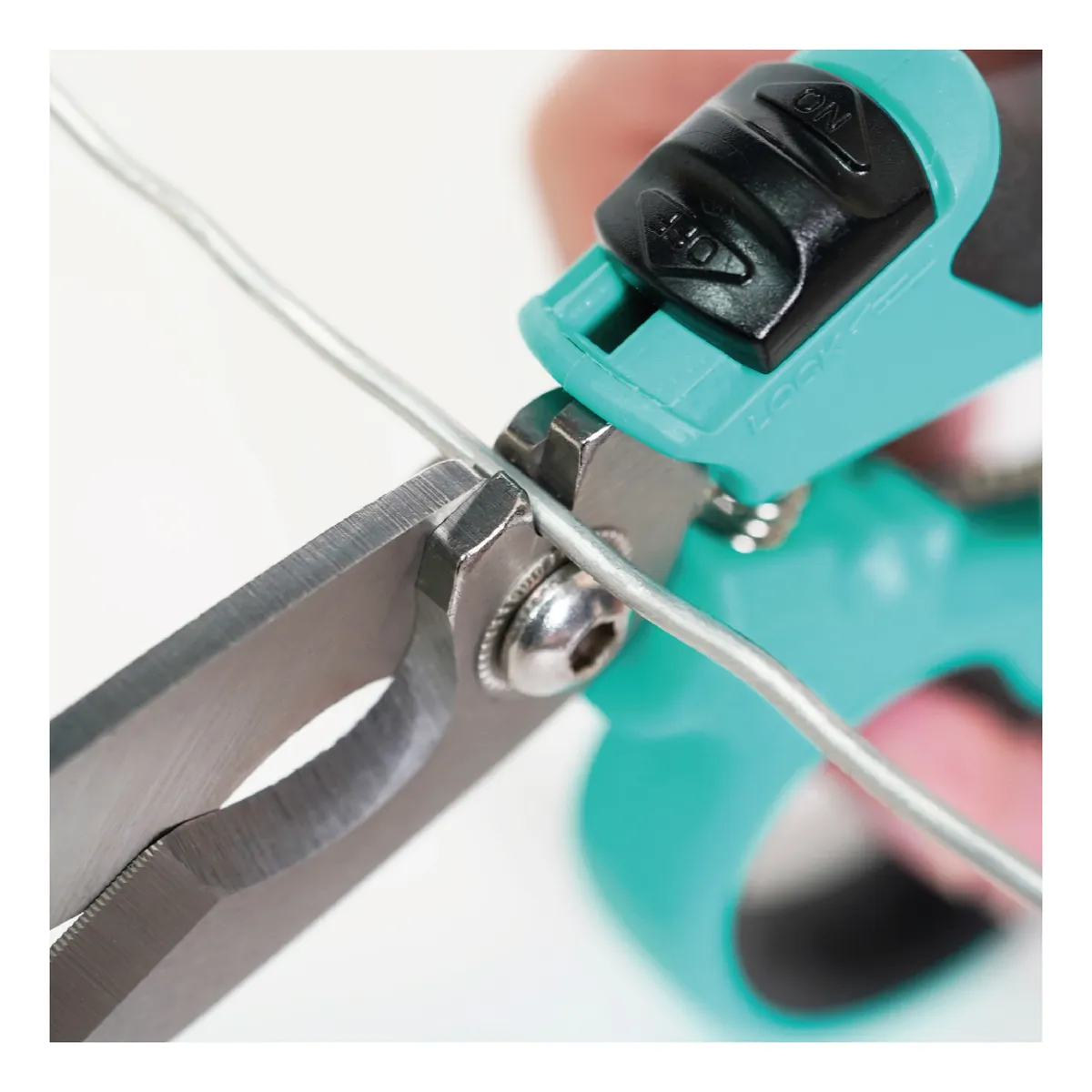 Corta Cable y Grimpiadora ProsKit (SR-335)